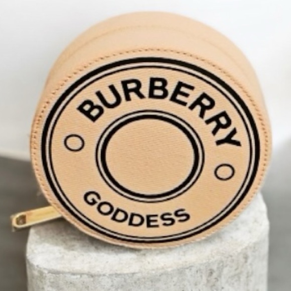 New Burberry Goddess zip-around travel jewelry/makeup case; limited edition GWP